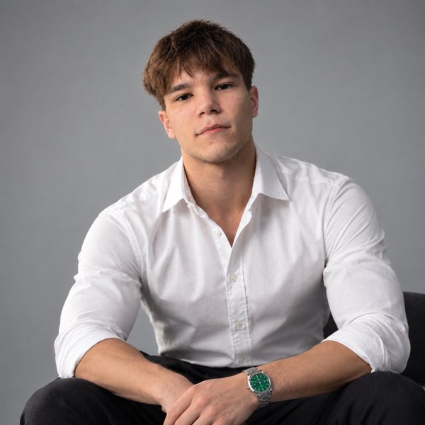 Максим Захаров — преподаватель